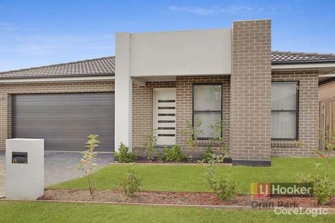 Property photo of 15 Richards Loop Oran Park NSW 2570