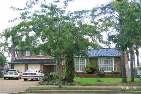 10 Borneo Ct, Bossley Park, NSW 2176