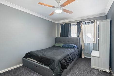 Property photo of 32 Spencer Road Mannering Park NSW 2259