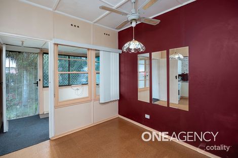 Property photo of 8 Bolger Avenue Mount Austin NSW 2650