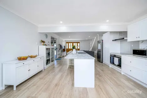 Property photo of 1 Martin Court Binningup WA 6233