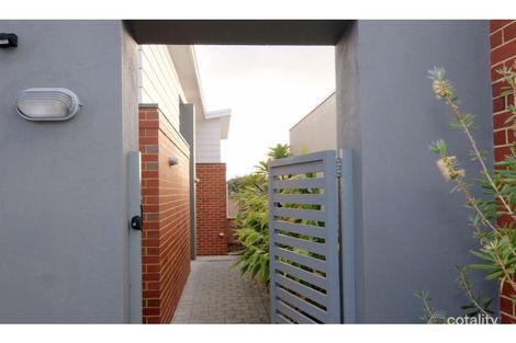 Property photo of 33 Narla Way Nollamara WA 6061