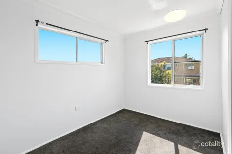 Property photo of 8 Gray Court Beaconsfield QLD 4740