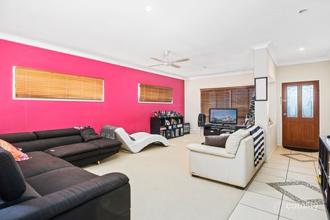 Property photo of 10 Grenada Court Varsity Lakes QLD 4227