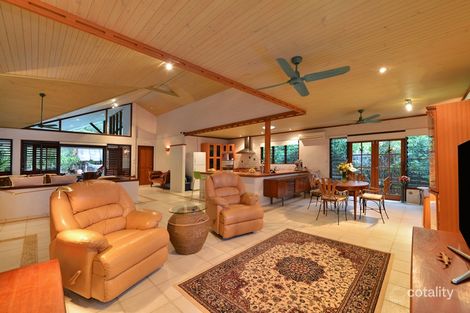 Property photo of 7 Euston Close Clifton Beach QLD 4879