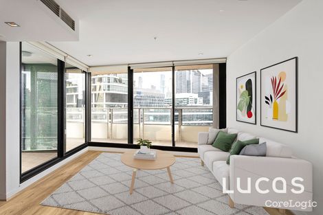 Property photo of 1713/100 Harbour Esplanade Docklands VIC 3008