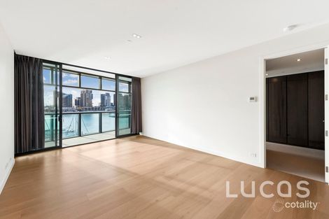 44/9 Waterside Pl, Docklands, VIC 3008