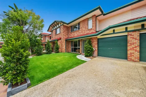 Property photo of 3/75 Brown Street Labrador QLD 4215