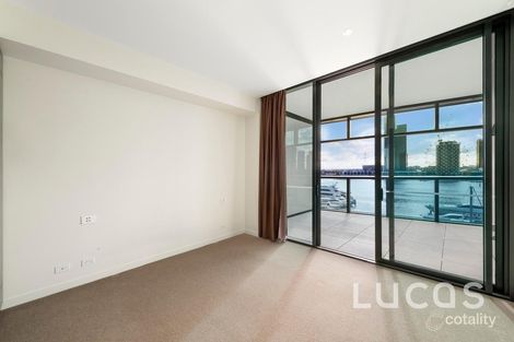 Property photo of 44/9 Waterside Place Docklands VIC 3008