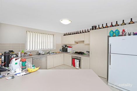 Property photo of 4 Crestleigh Close Woongarrah NSW 2259