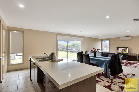 Property photo of 2 Amore Drive Sunshine West VIC 3020