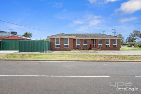 25 Raleighs Rd, Melton, VIC 3337