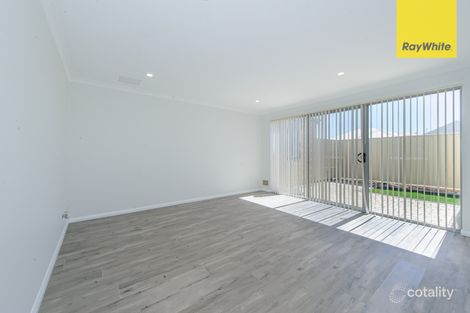 Property photo of 23/4 Jacana Parade Ballajura WA 6066