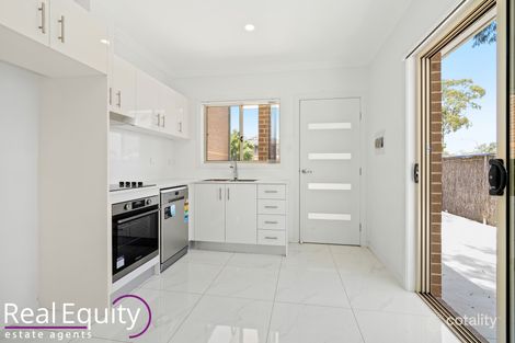 Property photo of 2 Springfield Court Wattle Grove NSW 2173