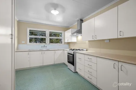 Property photo of 32 Flinders Drive Leichhardt QLD 4305