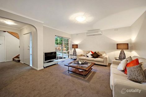 Property photo of 2/519 Dandenong Road Armadale VIC 3143