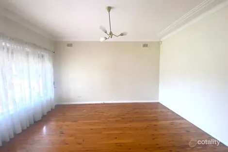 Property photo of 5 Orchard Road Bass Hill NSW 2197