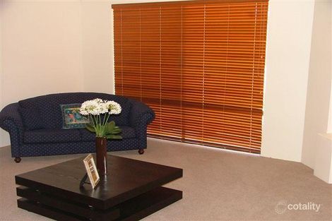 Property photo of 3 Majorca Elbow Hocking WA 6065