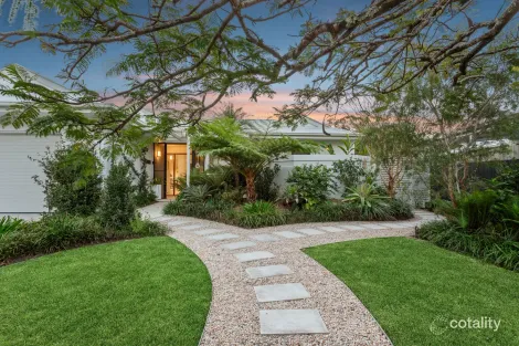 Property photo of 4 Shipwright Avenue Noosaville QLD 4566
