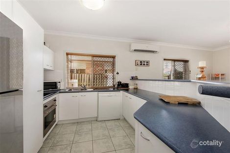 Property photo of 17 Lantau Crescent Varsity Lakes QLD 4227