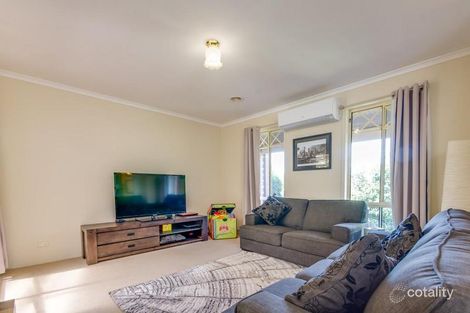 Property photo of 23 Jarryd Crescent Berwick VIC 3806