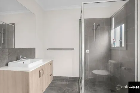 Property photo of 62 Lynwood Drive Thornhill Park VIC 3335