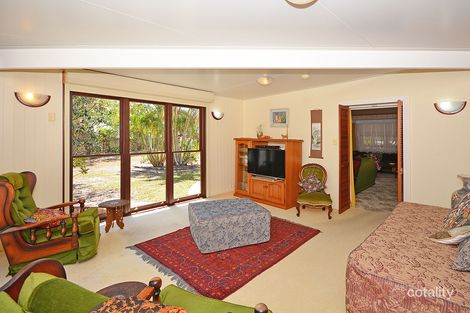 Property photo of 12 Crescent Street Urangan QLD 4655