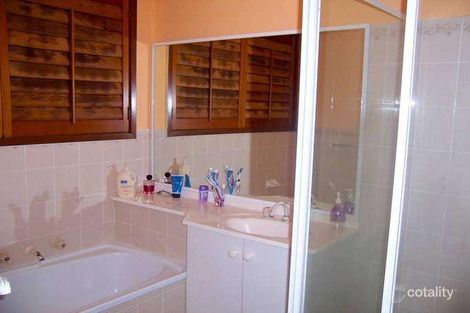 Property photo of 6 Kinchega Place Bow Bowing NSW 2566
