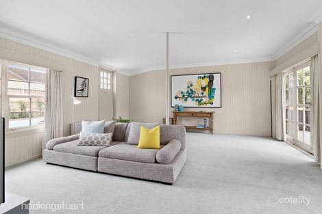 Property photo of 2 Rendell Court Hughesdale VIC 3166