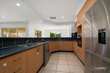 Property photo of 166 Hotham Circuit Thurgoona NSW 2640