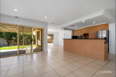 Property photo of 166 Hotham Circuit Thurgoona NSW 2640