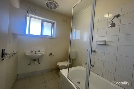 Property photo of 9/66 Lillimur Road Ormond VIC 3204