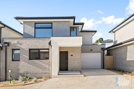 2/5 Sylvanwood Cres, Narre Warren, VIC 3805