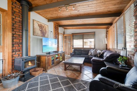 1 Johnstone Rd, Southside, QLD 4570