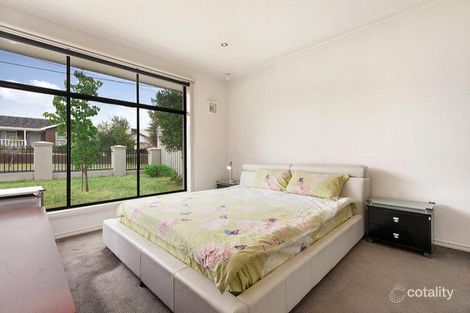 Property photo of 1/92 Ayr Street Doncaster VIC 3108
