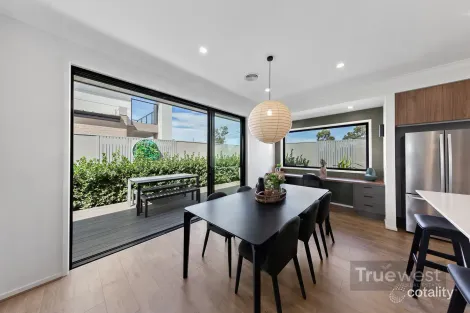 Property photo of 9 Arizona Circuit Donnybrook VIC 3064