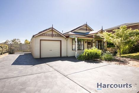 Property photo of 16 Shae Crescent Drouin VIC 3818