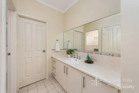 Property photo of 19 Tate Avenue Mount Barker SA 5251