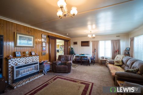 Property photo of 13 Vervale Avenue Fawkner VIC 3060