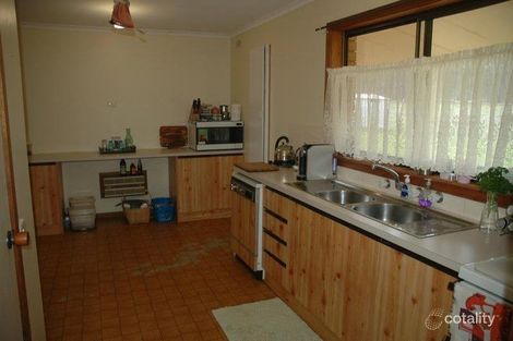 Property photo of 13 Forest Road Simson VIC 3465
