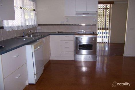 Property photo of 4 Latrobe Street Tannum Sands QLD 4680