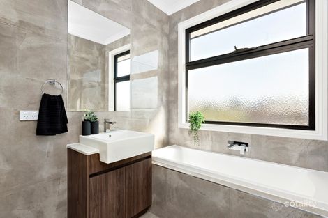 Property photo of 2/5 Moorong Street Chadstone VIC 3148