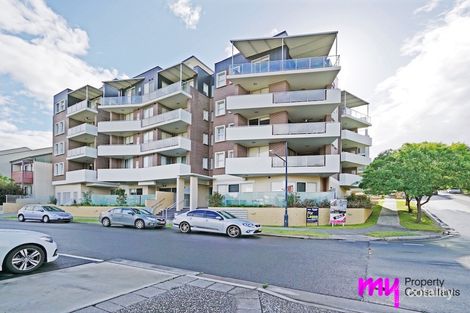 28/15-17 Parc Guell Dr, Campbelltown, NSW 2560