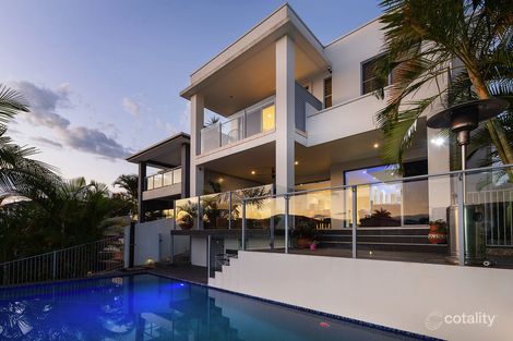 Property photo of 11 Harbourvue Court Helensvale QLD 4212