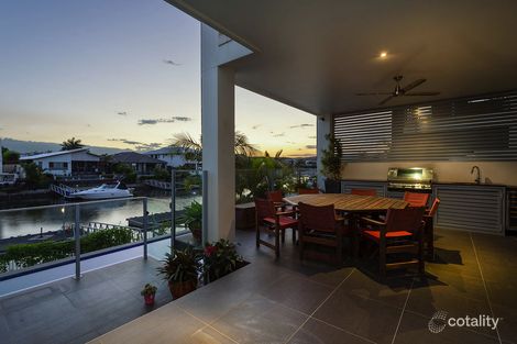 Property photo of 11 Harbourvue Court Helensvale QLD 4212