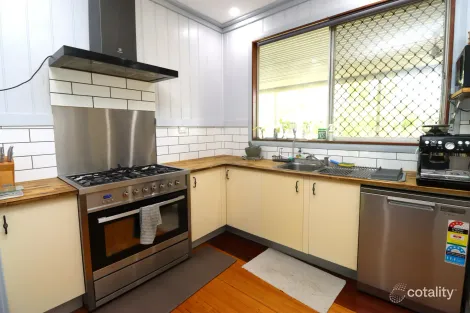 6 Owen Stanley Rd, Soldiers Hill, QLD 4825