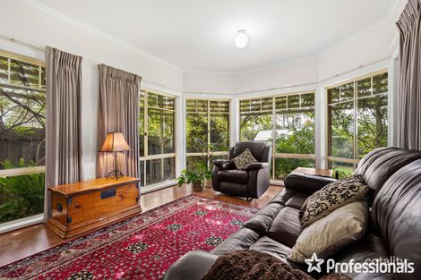 Property photo of 1 Tudor Drive Mooroolbark VIC 3138