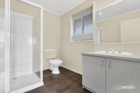 Property photo of 4 Thistle Close Hoppers Crossing VIC 3029