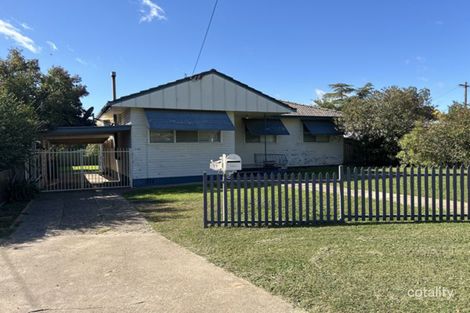 11 Erwin St, South Tamworth, NSW 2340