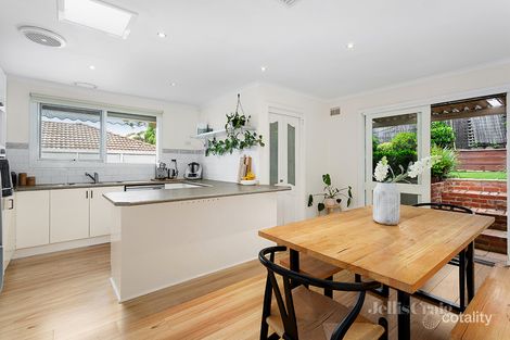 Property photo of 42 Hakea Street Watsonia North VIC 3087